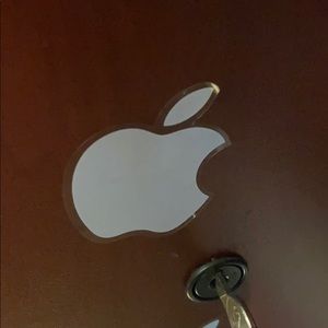 Meet your Posher, Ady